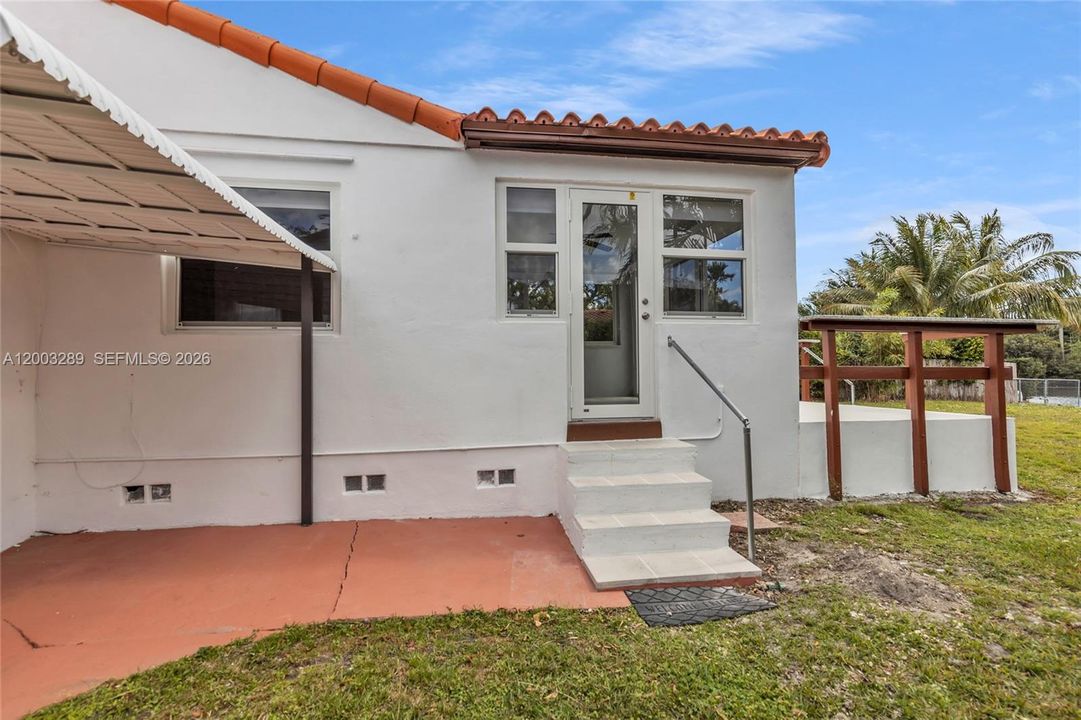 Recientemente alquilado: $3,500 (3 camas, 2 baños, 1320 Pies cuadrados)