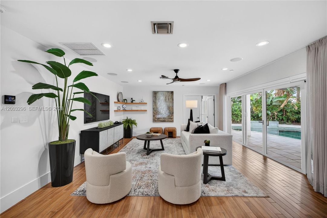 For Sale: $3,150,000 (3 beds, 2 baths, 2450 Square Feet)