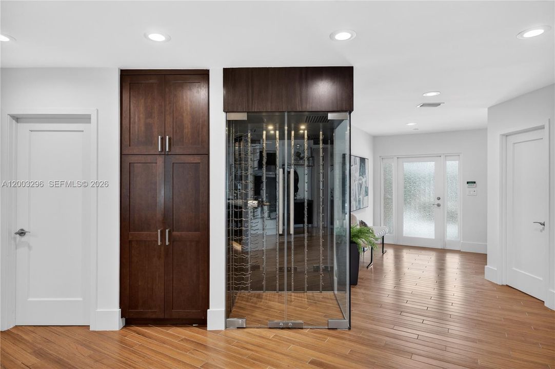 For Sale: $3,150,000 (3 beds, 2 baths, 2450 Square Feet)