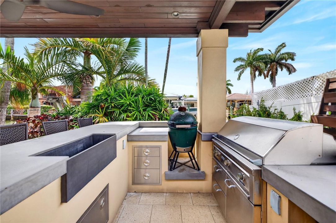 For Sale: $3,150,000 (3 beds, 2 baths, 2450 Square Feet)