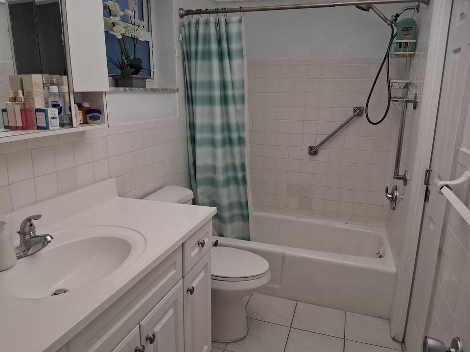 Bath/Shower