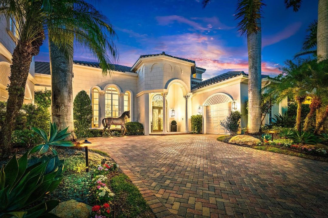 7525 Hawk's Landing Drive