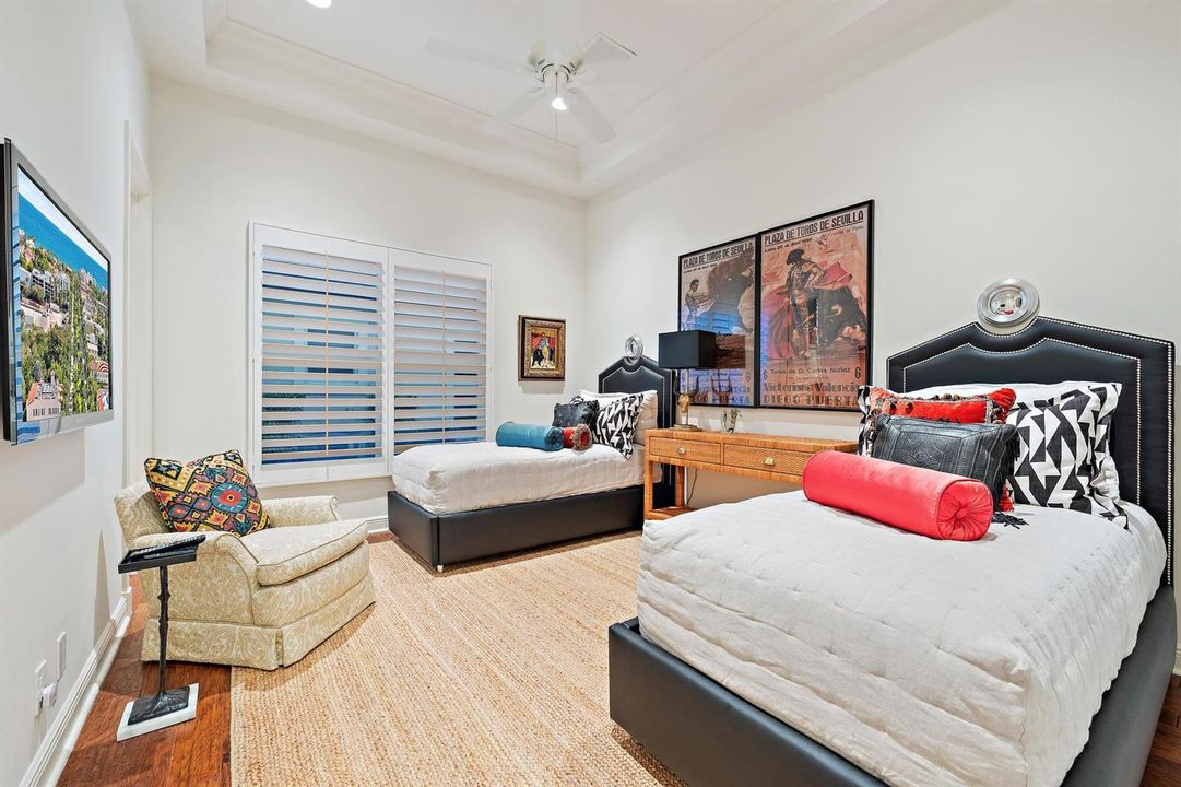 7525 Hawk's Landing Drive