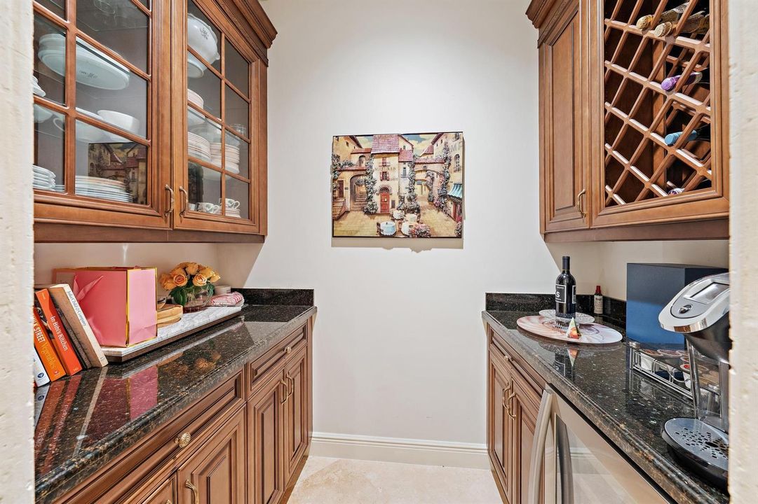 7525 Hawk's Landing Drive