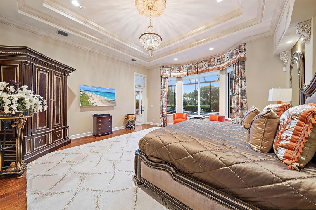 7525 Hawk's Landing Drive