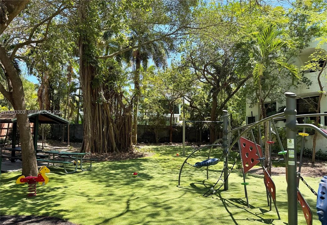 Home backs up to Lincoln Park