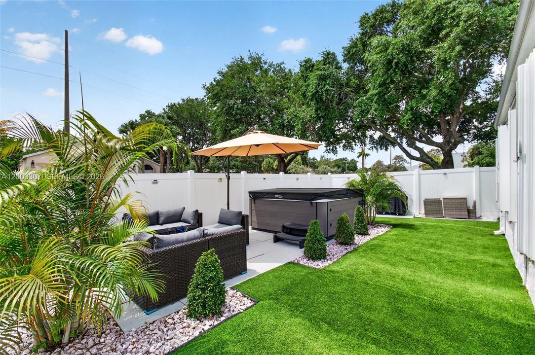 Recently Sold: $489,000 (3 beds, 2 baths, 1515 Square Feet)