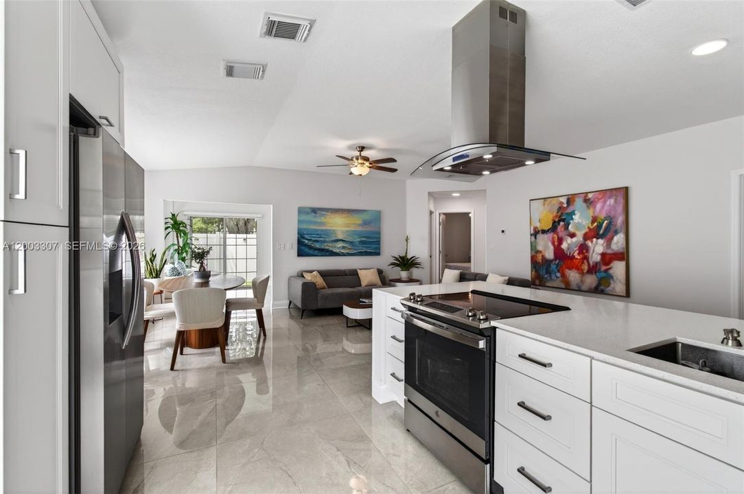 Recently Sold: $489,000 (3 beds, 2 baths, 1515 Square Feet)