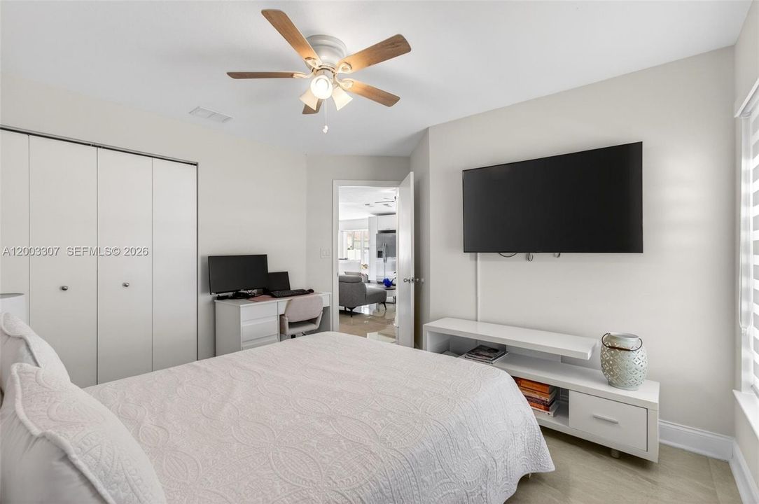 Recently Sold: $489,000 (3 beds, 2 baths, 1515 Square Feet)