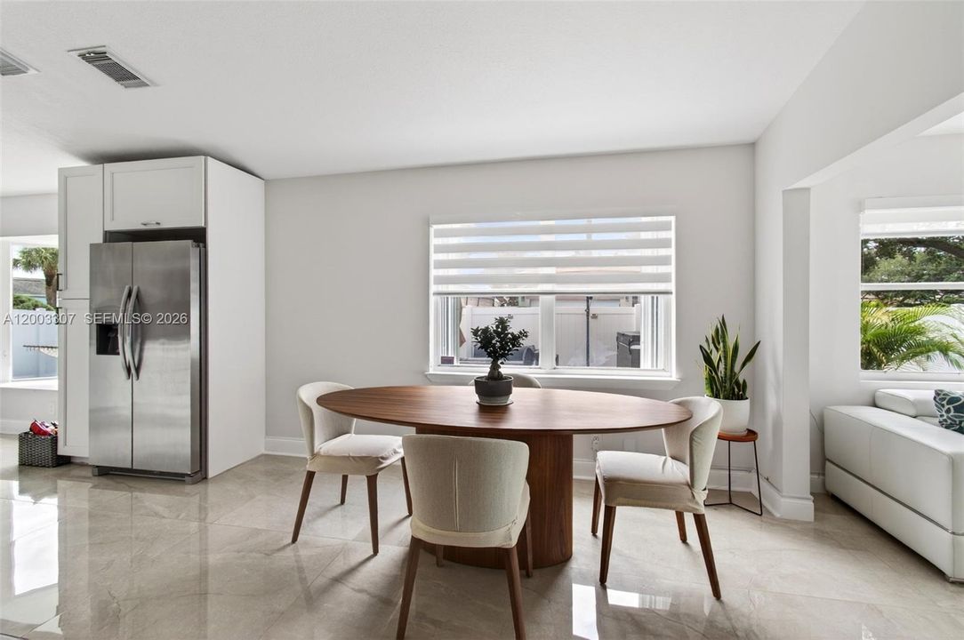 Recently Sold: $489,000 (3 beds, 2 baths, 1515 Square Feet)