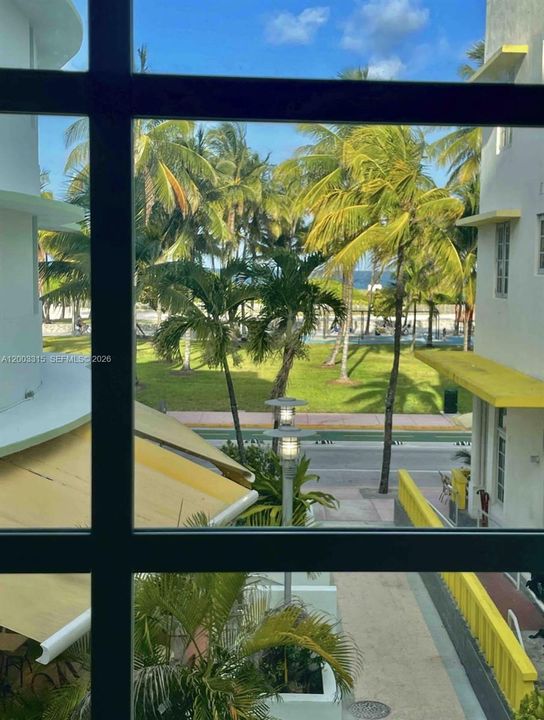 Activo con contrato: $829,000 (1 camas, 1 baños, 894 Pies cuadrados)