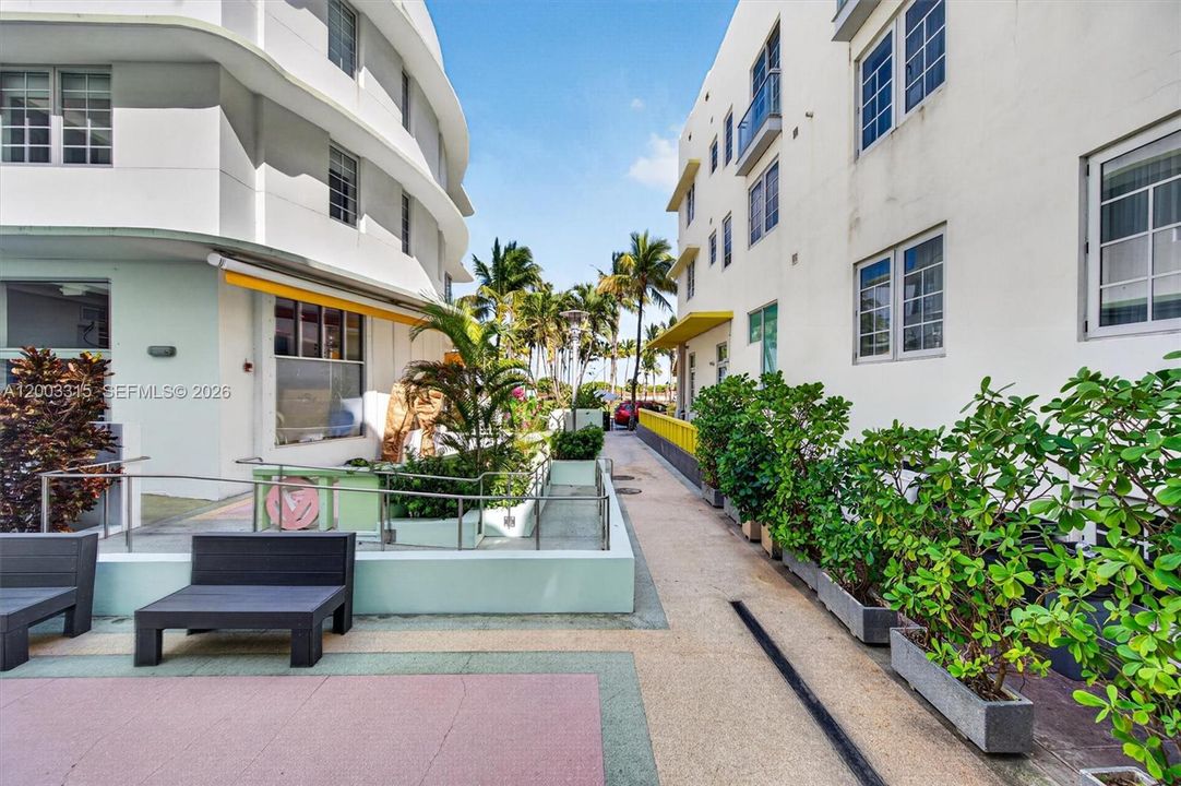 Activo con contrato: $829,000 (1 camas, 1 baños, 894 Pies cuadrados)