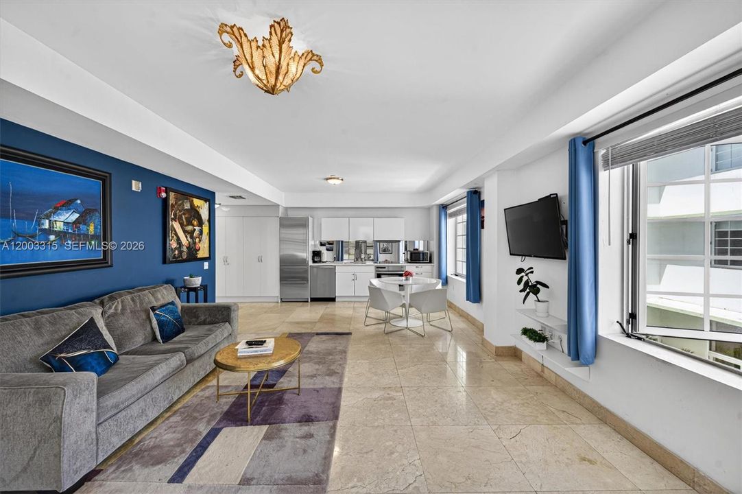Activo con contrato: $829,000 (1 camas, 1 baños, 894 Pies cuadrados)