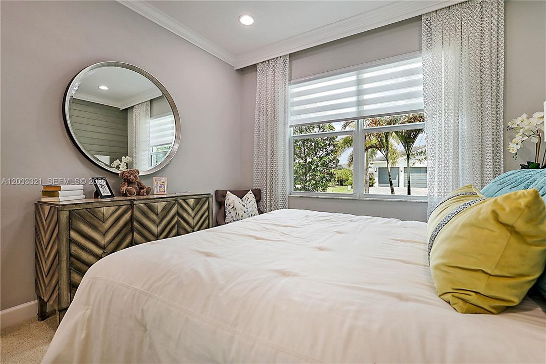 En Venta: $600,000 (2 camas, 2 baños, 1716 Pies cuadrados)