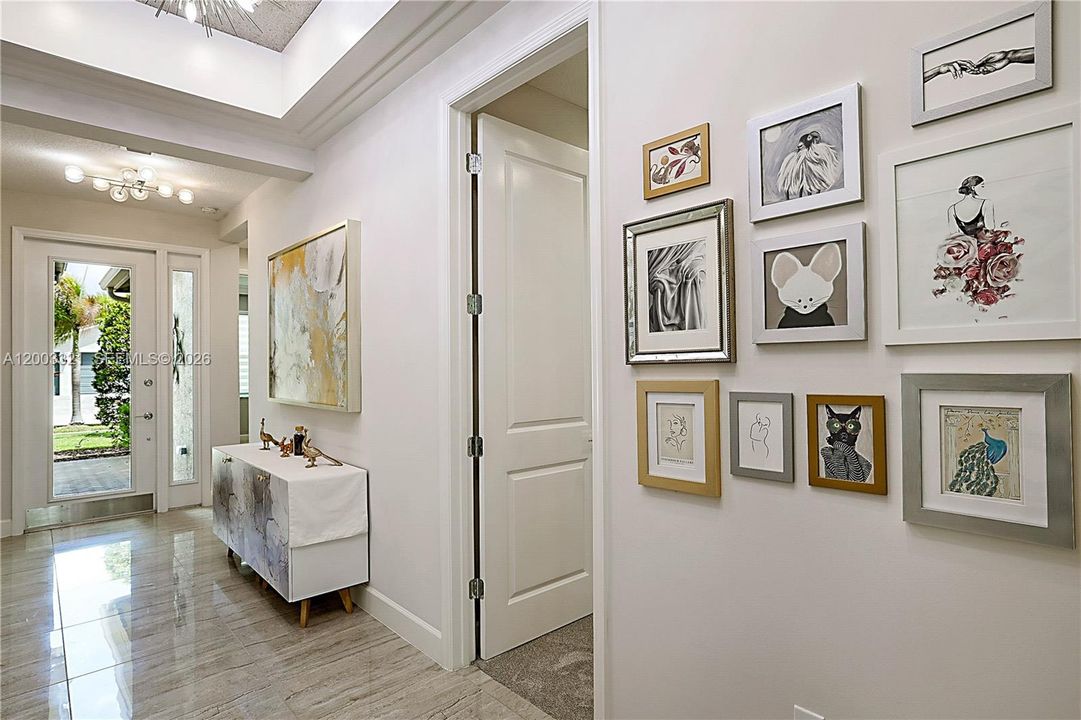 En Venta: $600,000 (2 camas, 2 baños, 1716 Pies cuadrados)