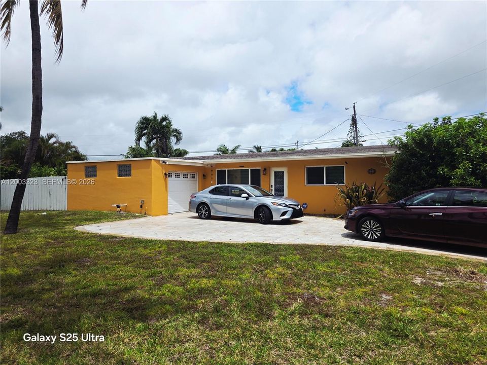 En Venta: $849,000 (3 camas, 2 baños, 1248 Pies cuadrados)