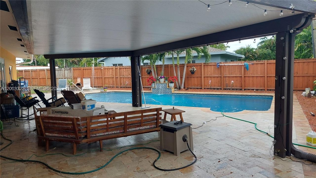 En Venta: $849,000 (3 camas, 2 baños, 1248 Pies cuadrados)