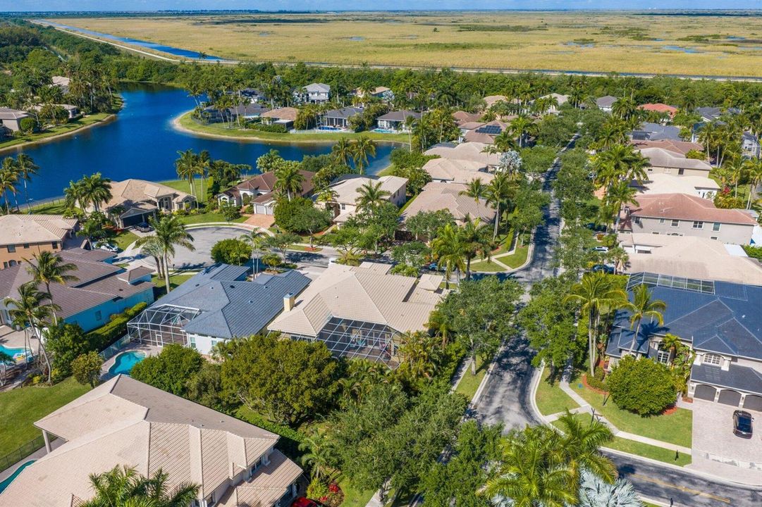 19234 S Creekshore