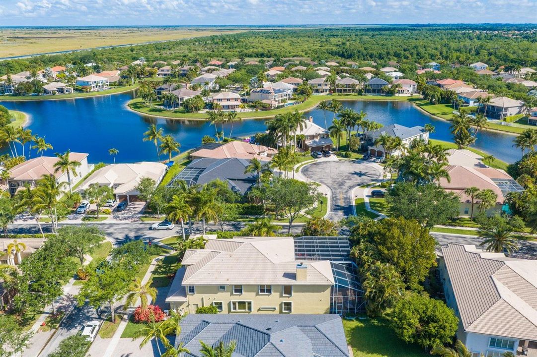 19234 S Creekshore