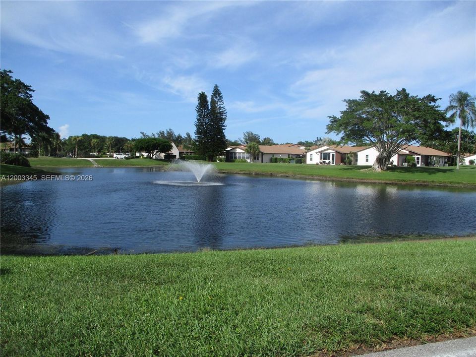 FOUNTAIN VIEW AS YOU ENTER THE COMMUNITY