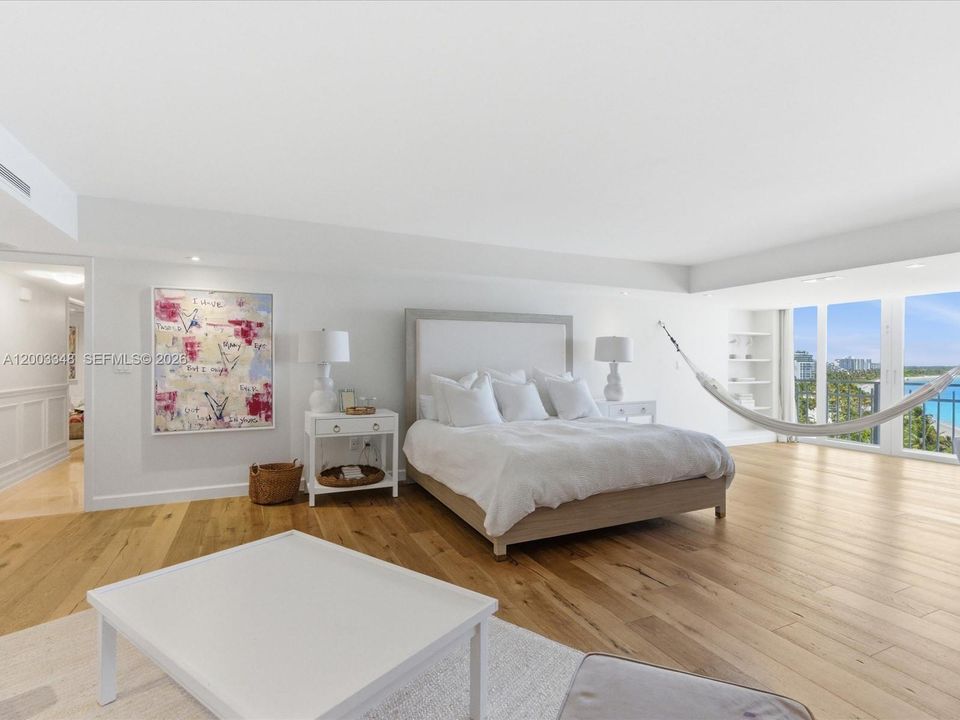 For Sale: $2,900,000 (3 beds, 3 baths, 2943 Square Feet)