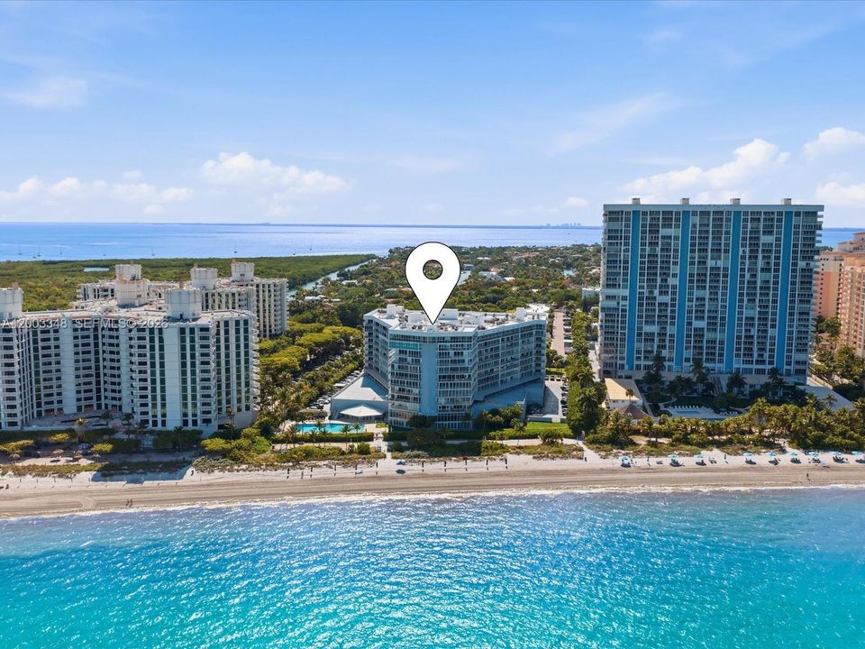 For Sale: $2,900,000 (3 beds, 3 baths, 2943 Square Feet)