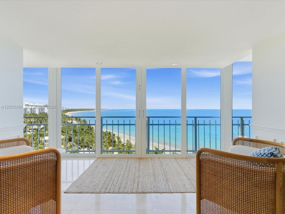For Sale: $2,900,000 (3 beds, 3 baths, 2943 Square Feet)
