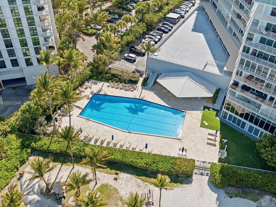 For Sale: $2,900,000 (3 beds, 3 baths, 2943 Square Feet)