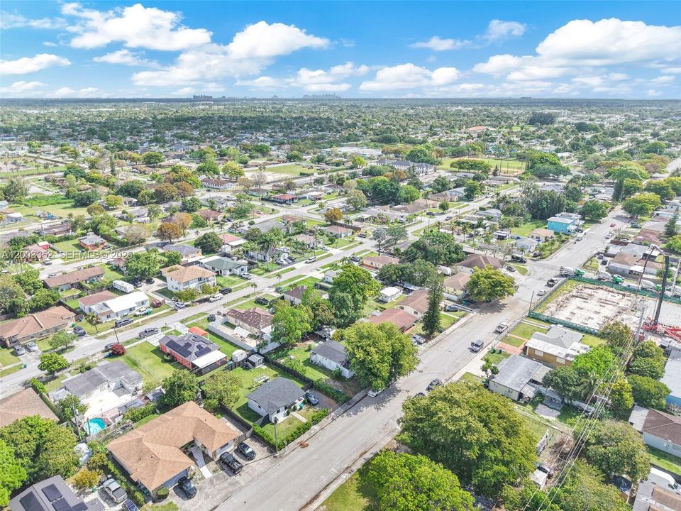 Activo con contrato: $549,000 (0 camas, 0 baños, 1056 Pies cuadrados)