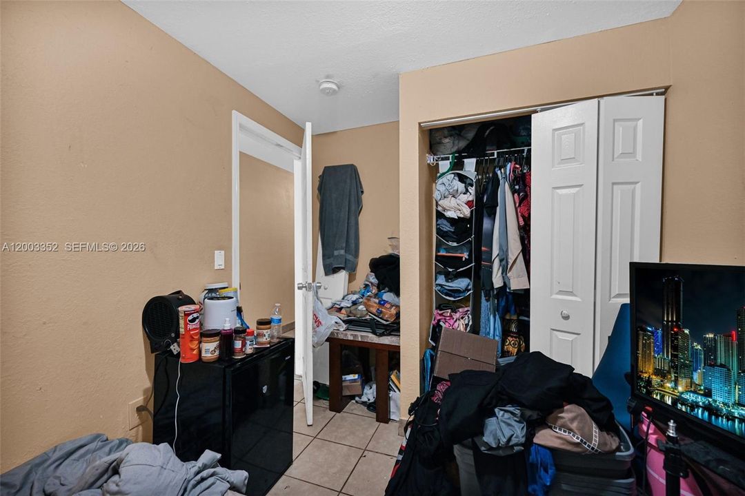 Activo con contrato: $549,000 (0 camas, 0 baños, 1056 Pies cuadrados)