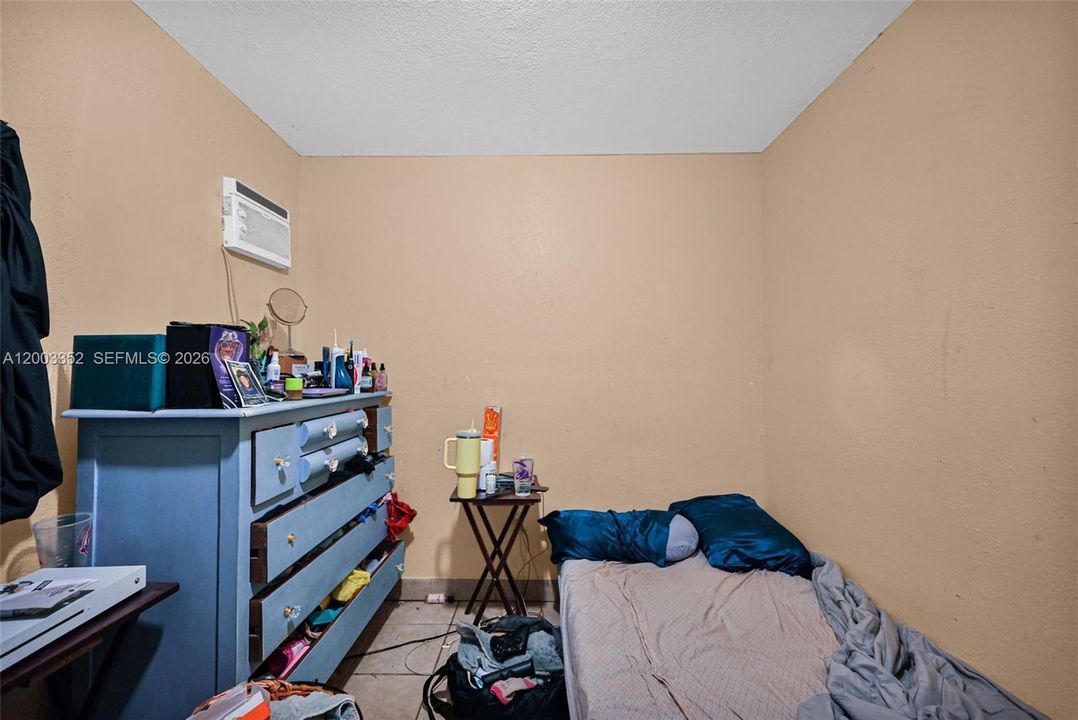 Activo con contrato: $549,000 (0 camas, 0 baños, 1056 Pies cuadrados)