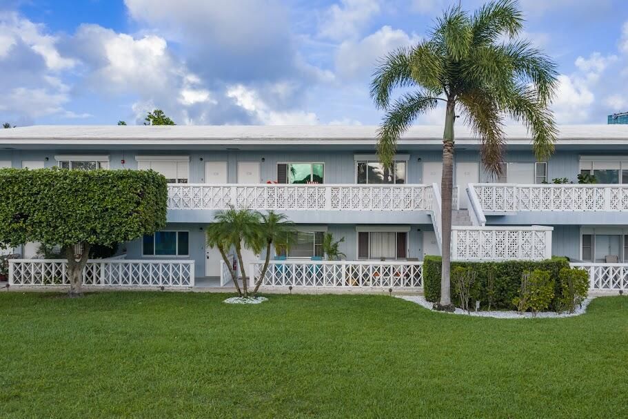 2170 SE 51 Ct 3