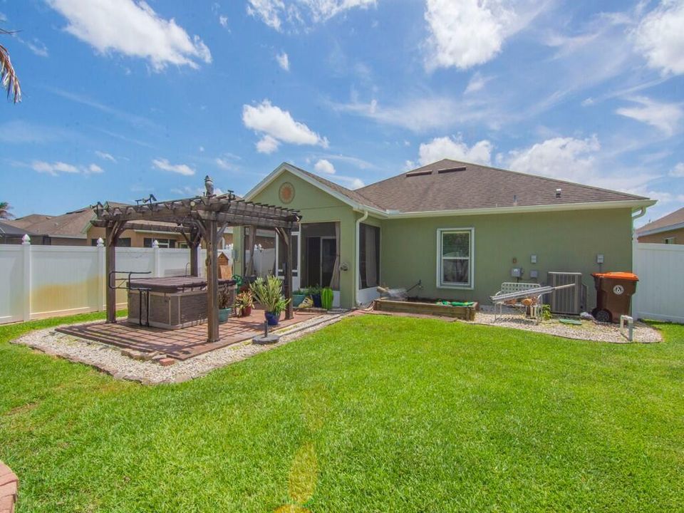 BACK YARD LEFT