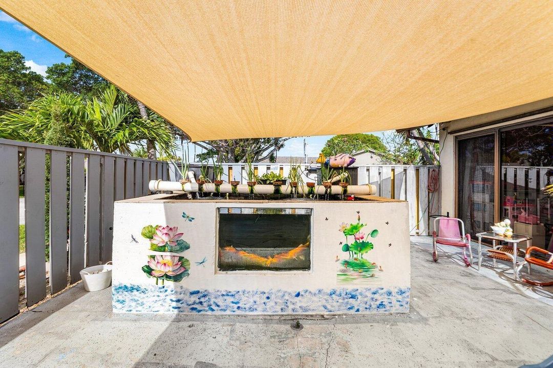 Courtyard Patio