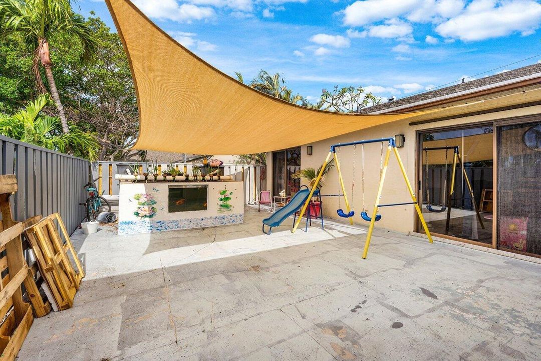 Courtyard Patio