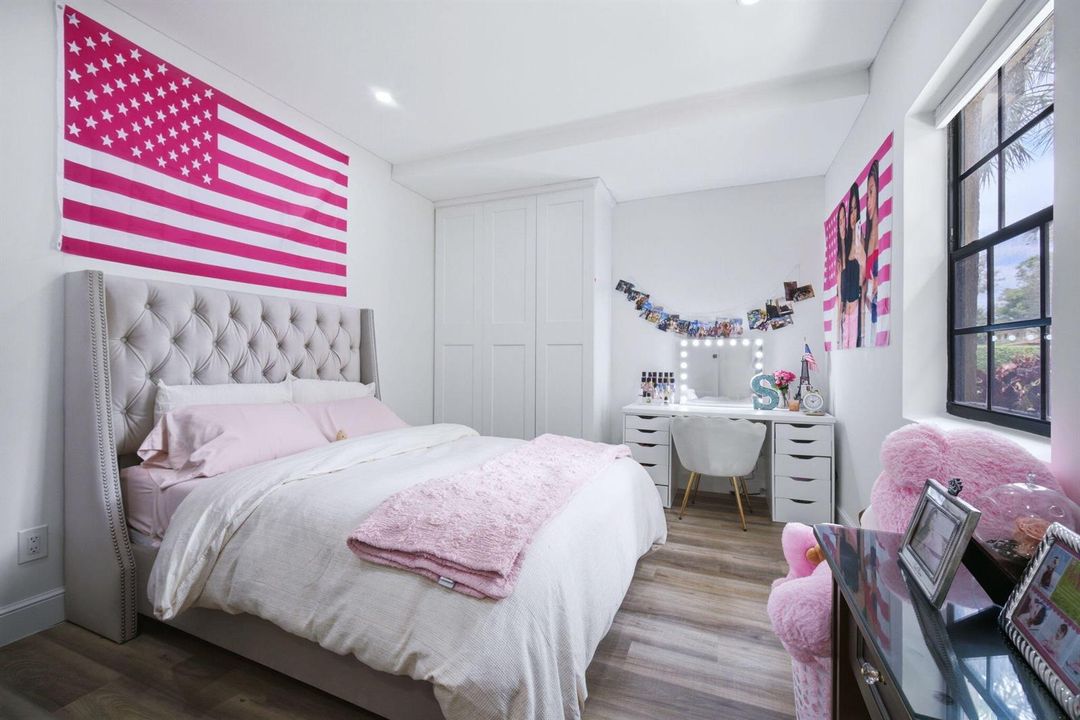 Converted Garage Bedroom #4