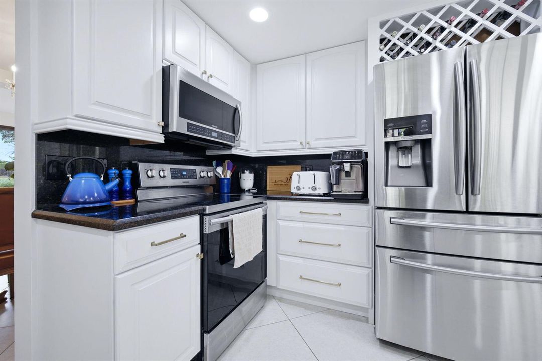 Kitchen 3