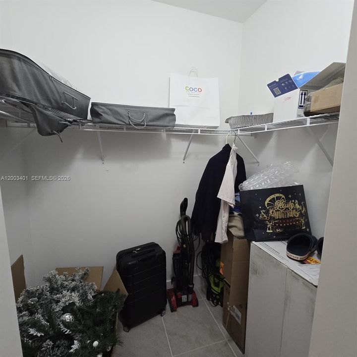 На продажу: $450,000 (3 спален, 2 ванн, 0 Квадратных фут)