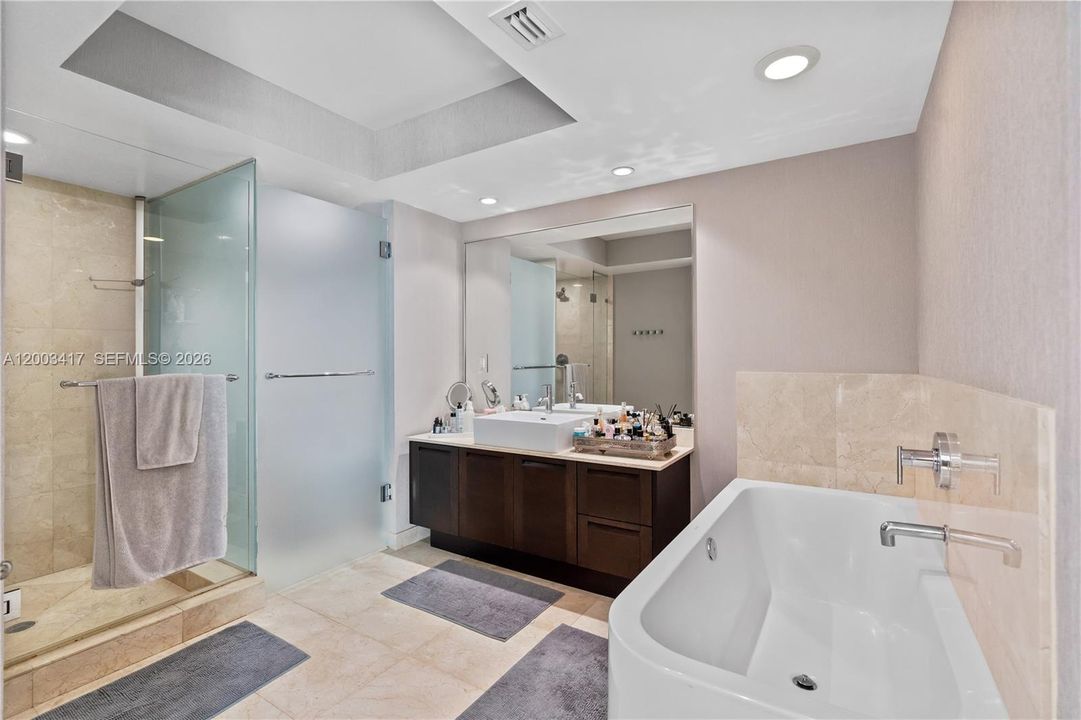 For Sale: $910,000 (3 beds, 2 baths, 1492 Square Feet)