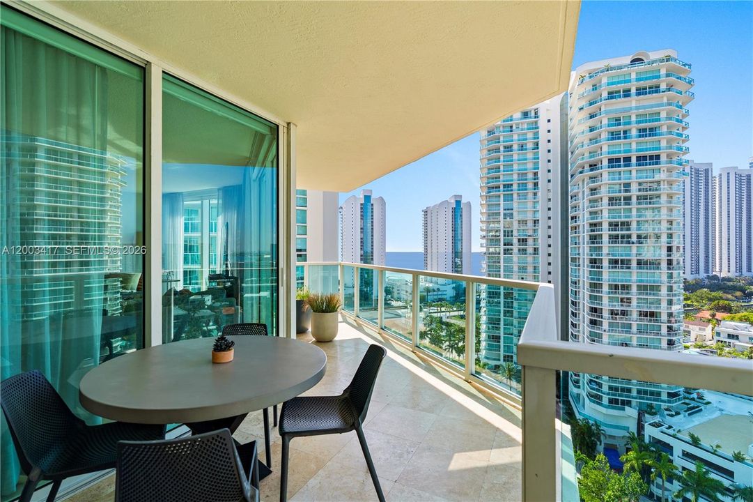 For Sale: $910,000 (3 beds, 2 baths, 1492 Square Feet)