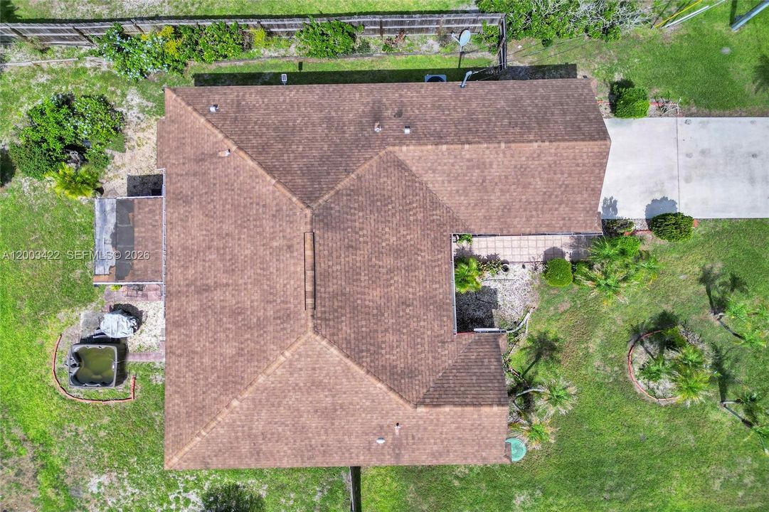 For Sale: $399,000 (3 beds, 2 baths, 1644 Square Feet)