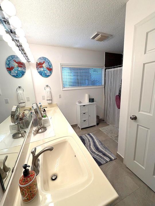 Masterbath2