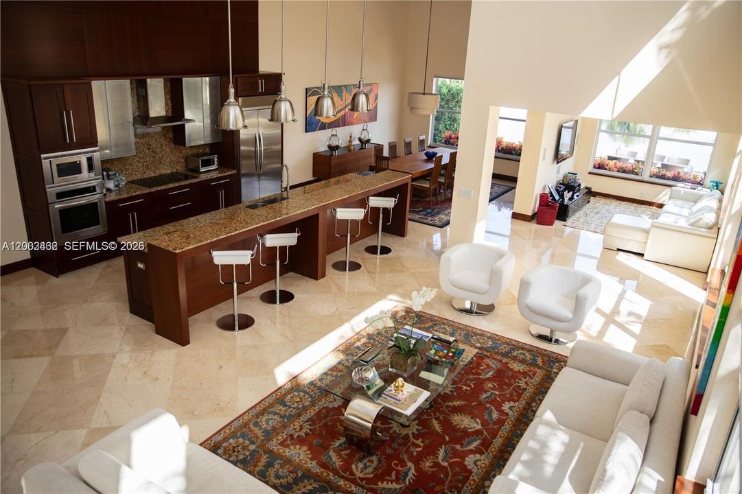 For Rent: $9,500 (3 beds, 2 baths, 2472 Square Feet)