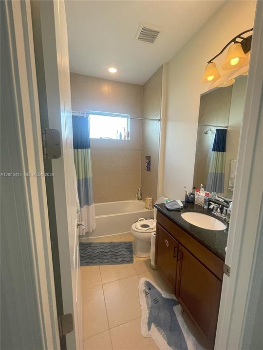 Active With Contract: $3,450 (4 beds, 2 baths, 2305 Square Feet)