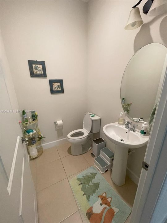 Active With Contract: $3,450 (4 beds, 2 baths, 2305 Square Feet)