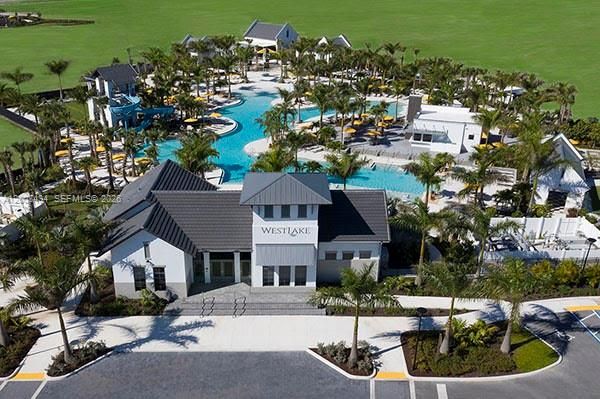 Active With Contract: $3,450 (4 beds, 2 baths, 2305 Square Feet)