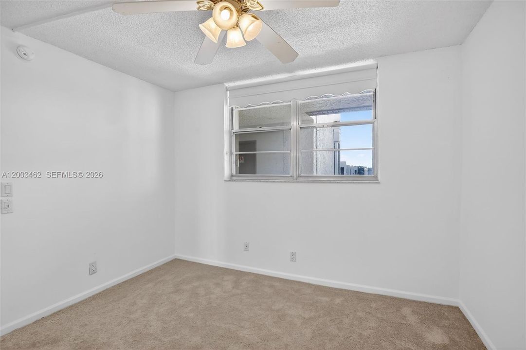 En Venta: $185,000 (2 camas, 2 baños, 1100 Pies cuadrados)