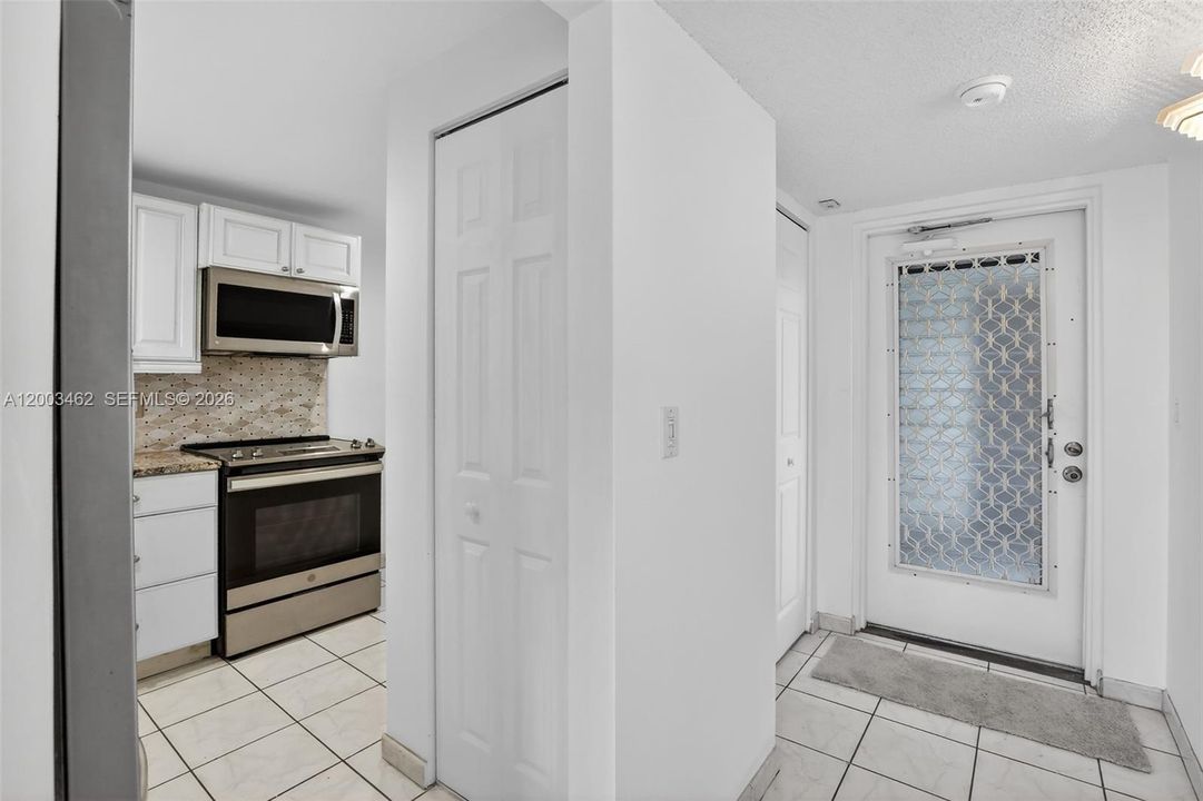 En Venta: $185,000 (2 camas, 2 baños, 1100 Pies cuadrados)