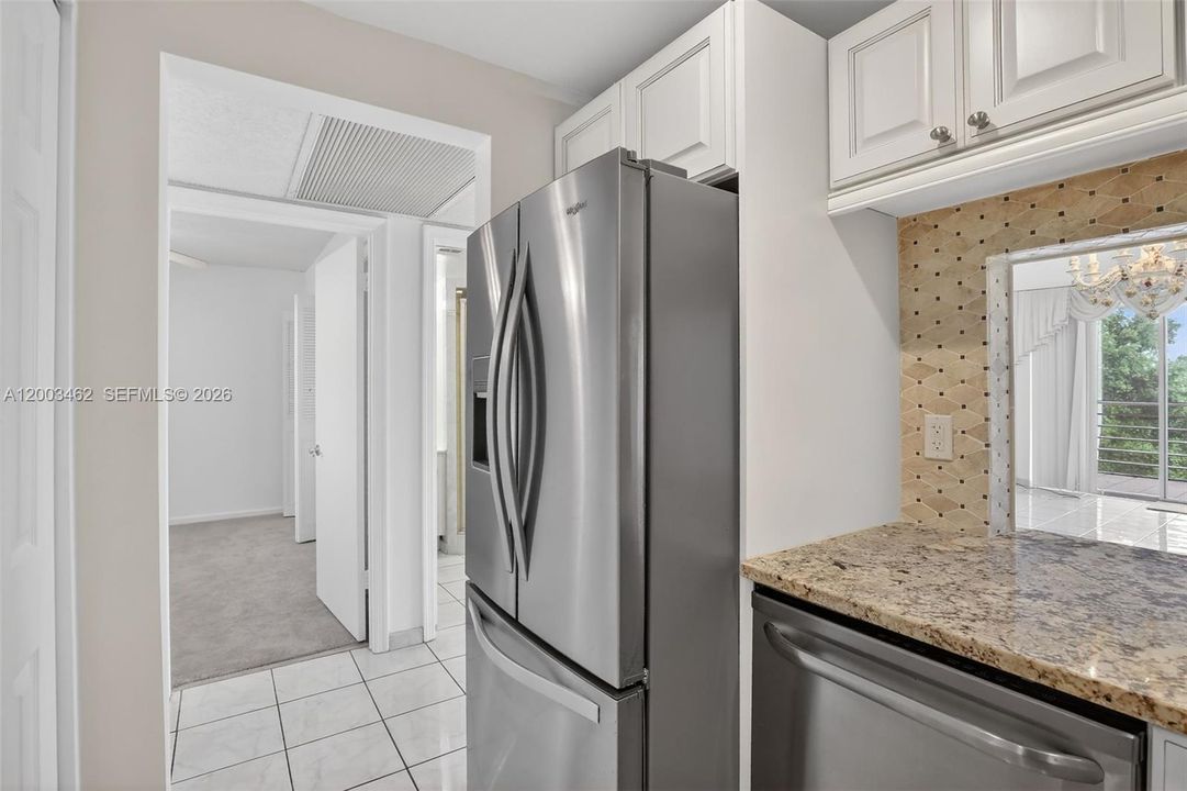 En Venta: $185,000 (2 camas, 2 baños, 1100 Pies cuadrados)