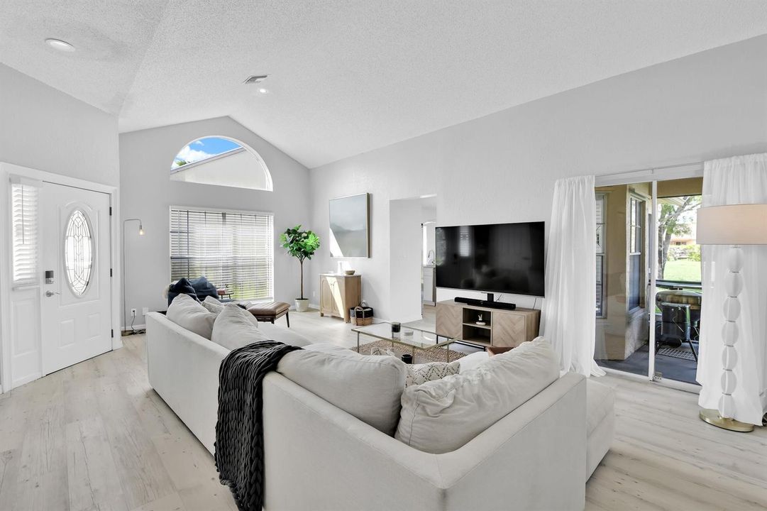 22561 Middletown Dr Boca Raton - 26